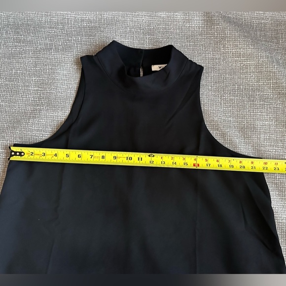 WHBM outlet sleeveless airplane mock shell size Large - Picture 7 of 7